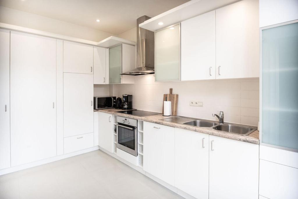 Baenk Designhideaway Apartment นิวว์ปอร์ท ภายนอก รูปภาพ
